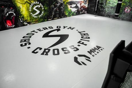 Mata podłogowa CAGEREX z nadrukiem klubowym